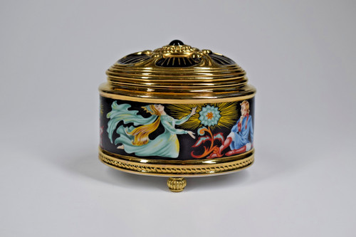 Franklin mint music box - mint,