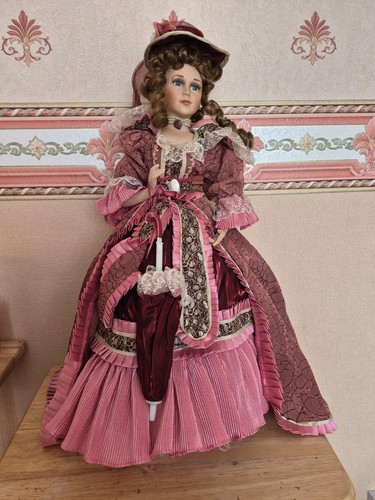 Vintage victorian dressed - vintage,