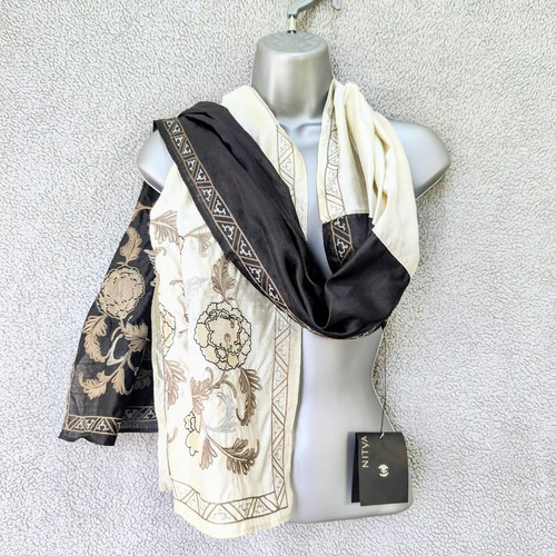 Nitya bnwt ladies - nitya,
