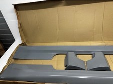 Ford Focus Mk2 Side Skirt Kit