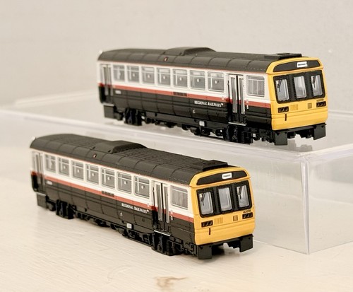 Dapol gauge class 142 - dapol, n