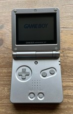 Silver Nintendo Gameboy