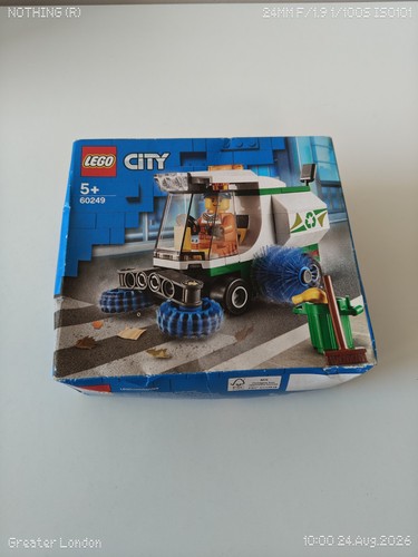 Lego city street sweeper - street,