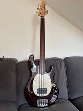 Ernie Ball Music Man StingRay