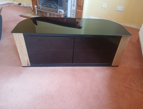 Black high gloss stand - black,
