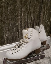 Pair Of White Jackson Mystique