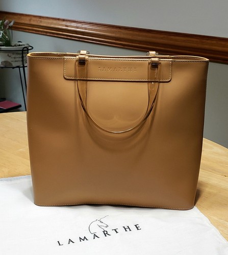 Lamarthe structured camel - lamarthe,