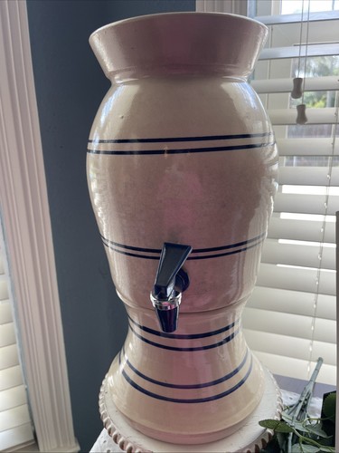 Hand turned marshall - pottery, 5