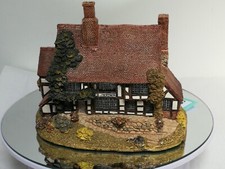 Lilliput Lane Hand Made