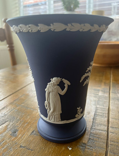 Wedgwood blue white - blue,