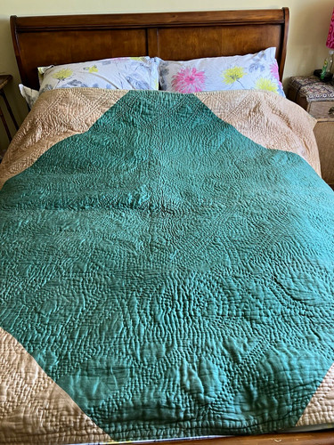 Antique welsh medallion quilt - medallion,