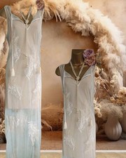Coast Cream feather