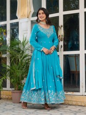 Traditional Look American Silk Salwar Kameez With Fancy Dupatta For Function
