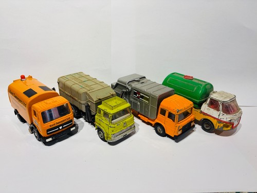 Corgi toys dinky road - dinky,,