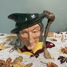 Royal Doulton England D6462