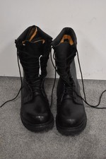 British Army Belleville Vibram Boots – Size 8 – Genuine Military Issue