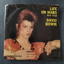 David Bowie LIFE ON MARS  7" Vinyl Record 1973. Man Who Sold The World