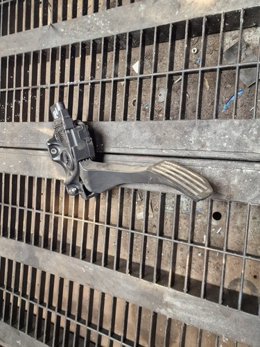 Volvo v70 mk3 throttle - volvo,