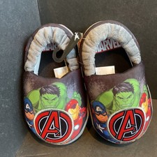 MARVEL AVENGERS HULK CAPTAIN