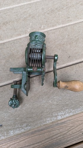 Vintage ornate cast iron - vintage, green