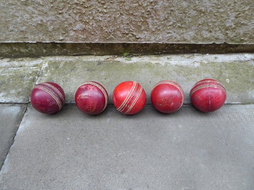 Used cricket balls net - x,