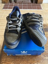 Adidas attitude met - attitude,