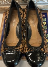 CLARKS SOFTWEAR LOW HEELS