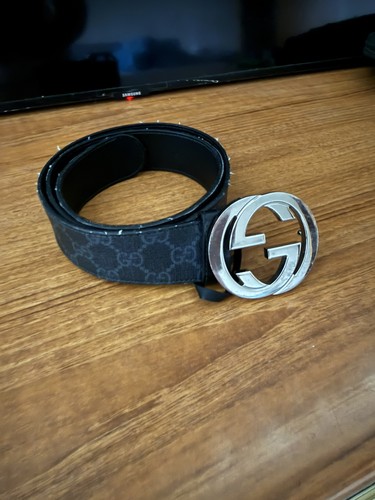 Authentic gucci supreme - gucci, gg