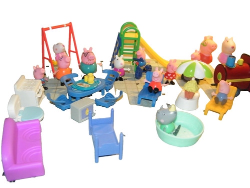 Peppa pig train figures - 15,