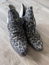 Women’s Leopard Print Ankle