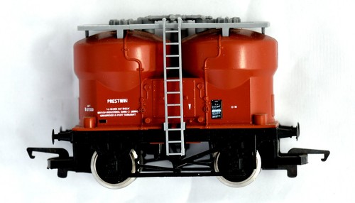Hornby prestwin twin silo - hornby,