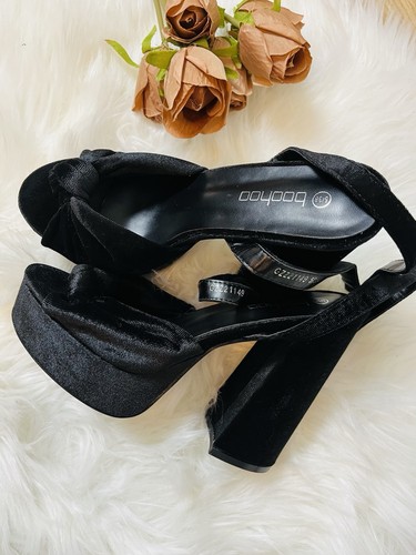 Boohoo black strap around - boohoo,