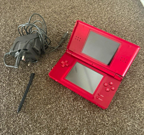 Nintendo lite red handheld - ds,