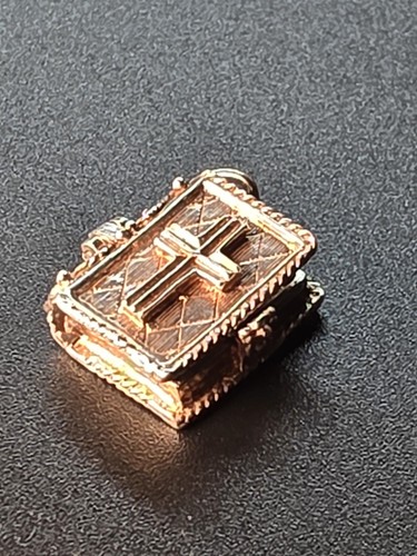Beautiful vintage sterling - beautiful,
