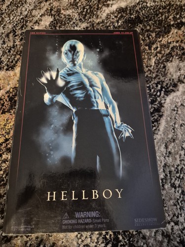 Sideshow collectibles hellboy - collectibles,