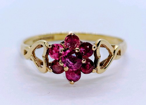 9ct gold pink sapphire - 9ct, flower