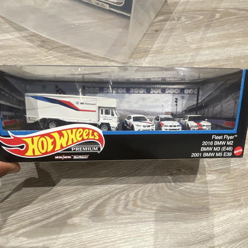 Hot wheels premium fleet - wheels,