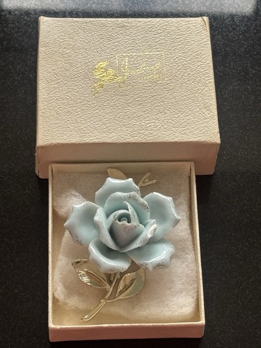 Vintage jewelcraft creations - vintage,