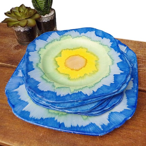 Art deco tea - tea, plates