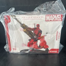 Gentle Giant Deadpool Statue