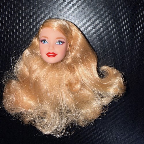 Barbie signature holiday doll - barbie,