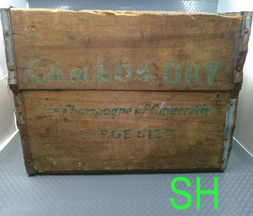 Vintage canada dry champagne - canada,
