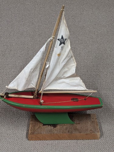 Star yacht birkenhead - yacht, pond