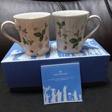 Wedgwood Wild Strawberry Mug