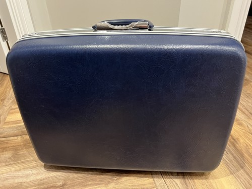 Vintage samsonite pull - pull, along