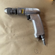 DESOUTTER PISTOL GRIP DRILL, KEYLESS CHUCK IN GOOD CONDITION.