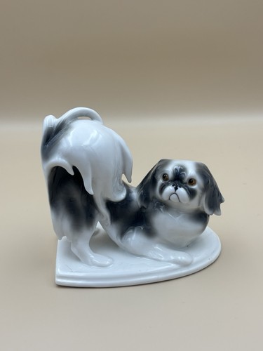 Bookend pekingese dog gotha - pekingese,