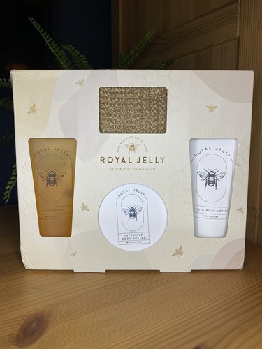 Royal jelly bath body - royal, &