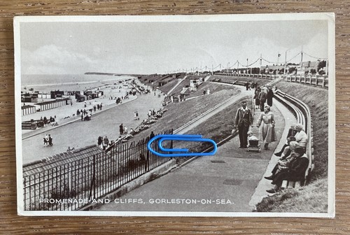 Promenade and cliffs - promenade,