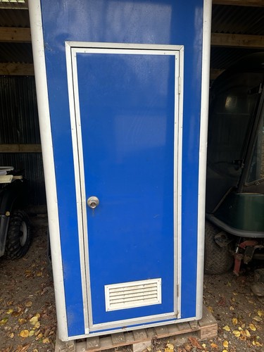 Toilet unit - toilet,